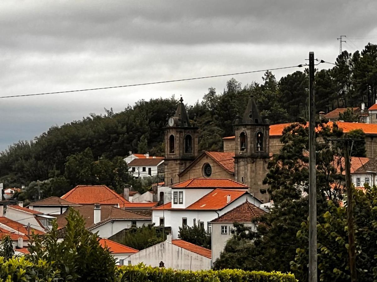 Casa Da Vila - Apartamento Duplex Alpedrinha Eksteriør bilde