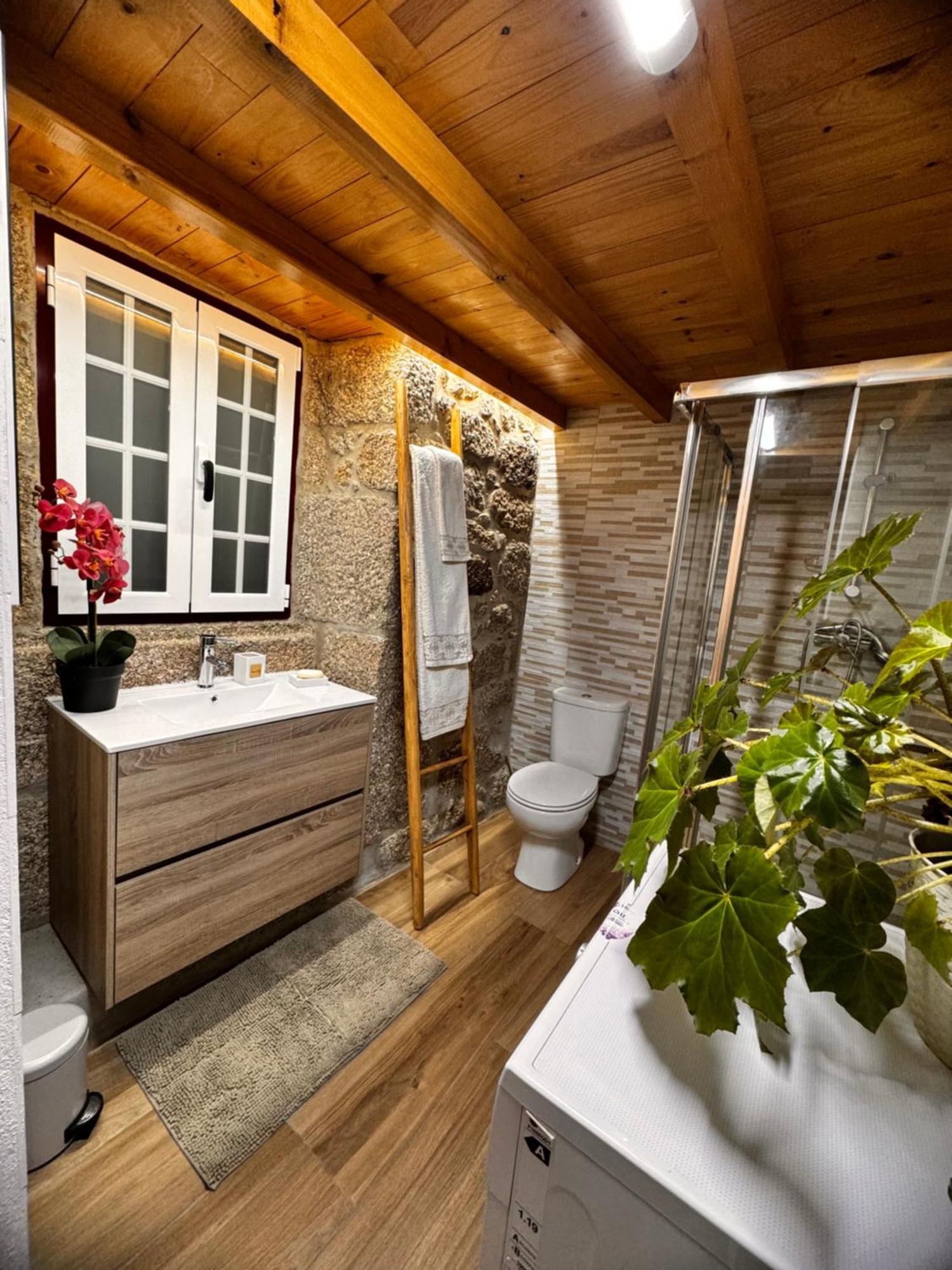 Casa Da Vila - Apartamento Duplex Alpedrinha Eksteriør bilde