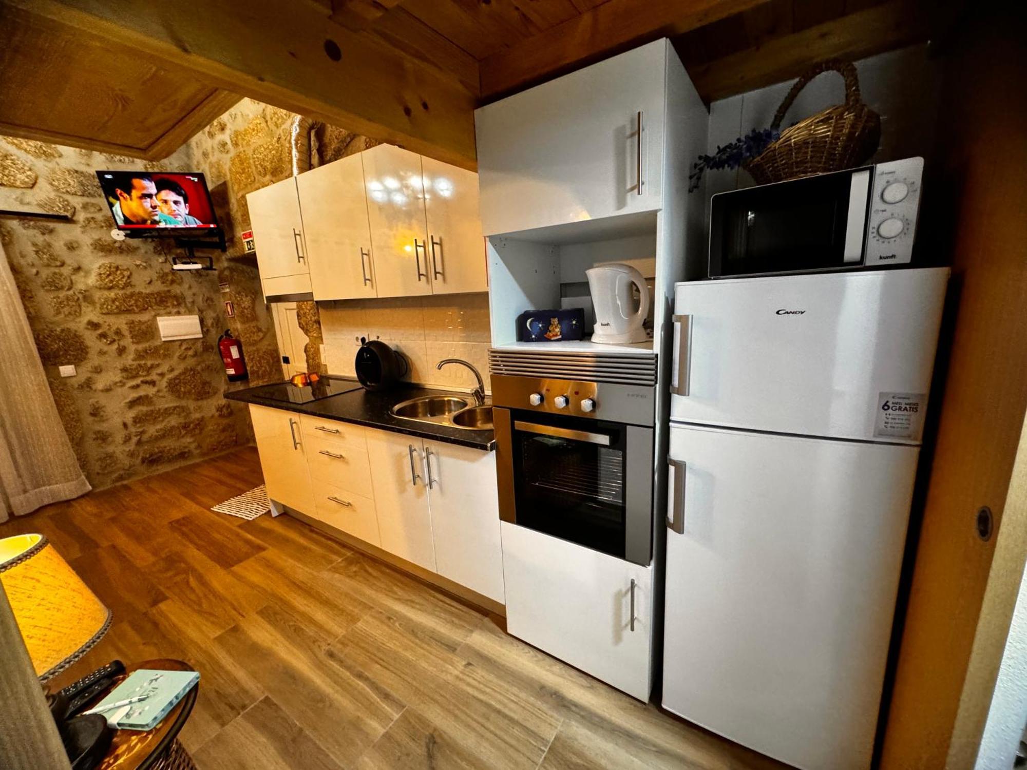Casa Da Vila - Apartamento Duplex Alpedrinha Eksteriør bilde